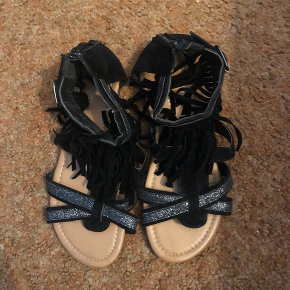 Fringe Forever 21 EUC Gladiator Sandals Black faux Suede Size 7 - Picture 6 of 10